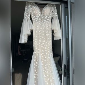 Small wedding dress with train